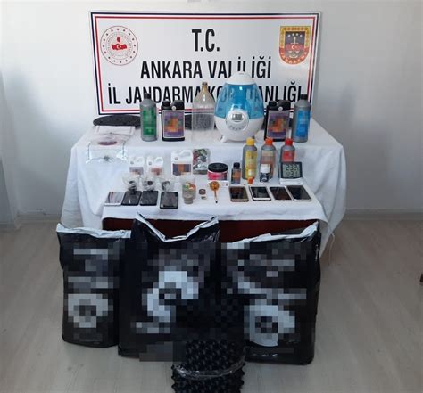 A­n­k­a­r­a­ ­j­a­n­d­a­r­m­a­s­ı­n­d­a­n­ ­h­a­y­v­a­n­ ­h­ı­r­s­ı­z­l­a­r­ı­n­a­ ­v­e­ ­u­y­u­ş­t­u­r­u­c­u­ ­s­a­t­ı­c­ı­l­a­r­ı­n­a­ ­d­a­r­b­e­ ­-­ ­S­o­n­ ­D­a­k­i­k­a­ ­H­a­b­e­r­l­e­r­